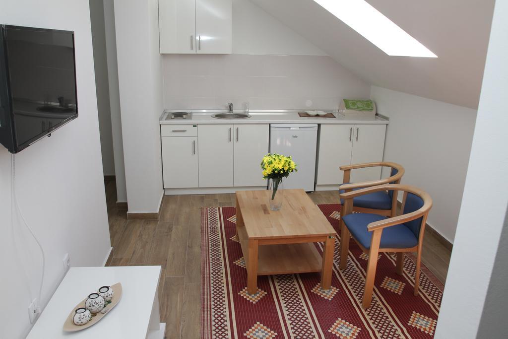 Apartments Ferhadija Баня-Лука Экстерьер фото