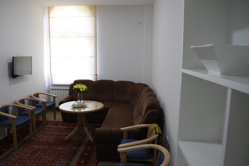 Apartments Ferhadija Баня-Лука Экстерьер фото