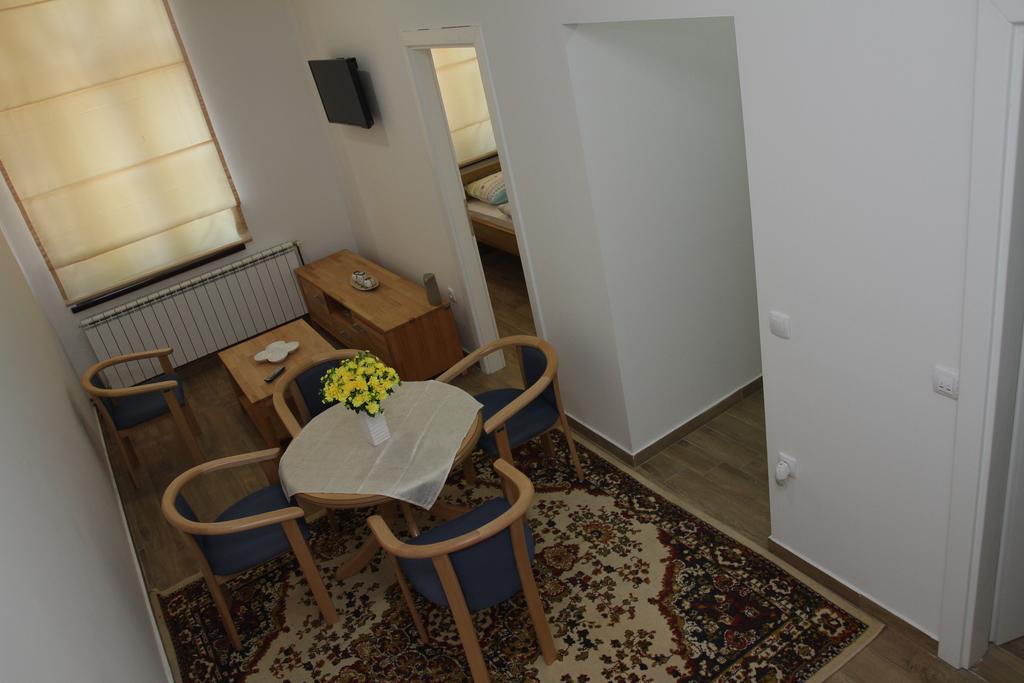 Apartments Ferhadija Баня-Лука Экстерьер фото
